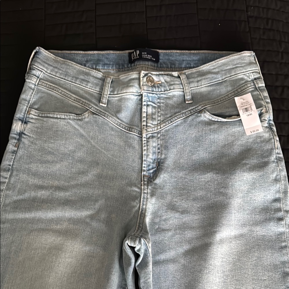GAP Women's High Rise Vintage Slim Light Blue Jeans